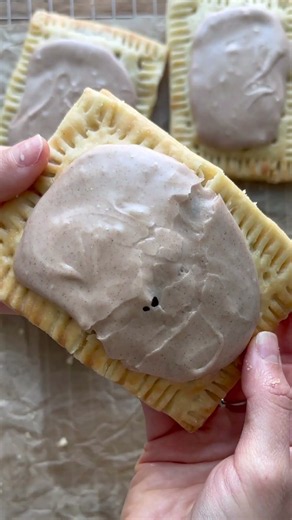 Crisp Homemade Vegan Brown Sugar Cinnamon Pop Tarts