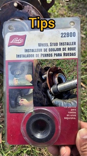 Wheel stud installer
