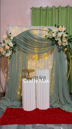 Lovely round wedding stand | DIY backdrop