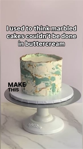 Vanessa Casper | Pastry Chef | Recipe Developer on Instagram: "Marble buttercream cakes are one of my most requested designs. If done correctly, they can be quick and easy to make. Here’s how I do it. ✨Crumb coat a cake like normal, but then ice the top to a regular cake thickness. ✨Mix 3 parts white buttercream to 1 part colored. ✨It’s important not to over mix, to get the marble look, you want to see a separation of color. ✨ Throw your buttercream down on parchment that is the length of your c