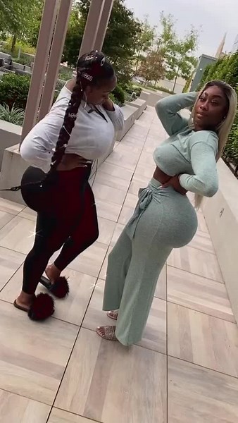 user56385828174 (@zmeenaorr.mom)’s videos with original sound - user56385828174