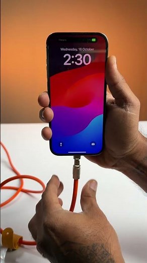 The 180° Rotating USB-Cable from Amazon!