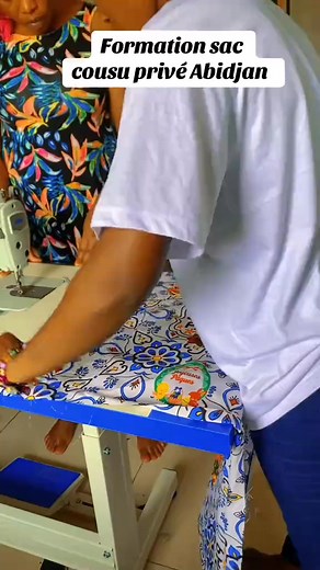 Ca c'est des sacs cousu avec machine Donc si vous m'écrivez pour une formation en ligne, précisez si c'est formation des sacs collés ou cousus Merci 228 98 83 78 08 | Better créa