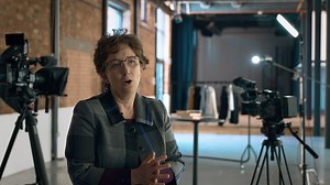 NEW on Masterlectures! ⚡ Blessed Are the Peacemakers by Helen Paynter is a powerful lecture series exploring what the Bible says about human violence and what Christians ought to do about it today. This is a highly relevant series you won't want to miss! https://bit.ly/4aYRUjJ | Zondervan Academic