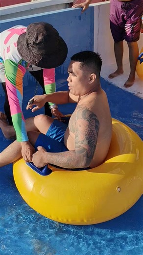 Backward slide challenge—ready or not?🤣🤣🤣 #reelsfbシ #reels25 #reelsviralシ #fypシ゚viralシ #fbreelsfypシ゚viral #reelsfbシ #viralreels #fbreels #fbreelsvideo #viralreelsfb #reels2025 #viralpage #viralpost #viralvideo #virals #video #reelsfb #trending #waterslide #waterpark #park #rides #fb #treendingreels #fyp #reels #aquapark #slide #themepark #highlights #fbreelsvideo2025ツ #PUMPKiNPATCHViSiT #Halloween #weekend #halloweenevent #halloweencelebration #hauntedhouse #halloweennight #pumpkinpatch #fami