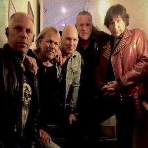 Alien - Eagle lyrics