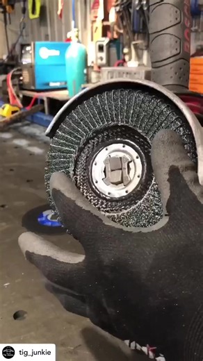 X-lock grinder system, been around a few years now. #welder #fabricator #xlock