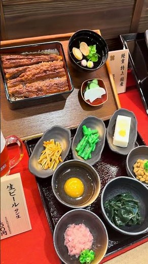 炉端焼き 和めし処 しんぱち食堂 福屋広島駅前店 炉端焼き干物定食を中心とした和定食、江戸時代のめし屋の雰囲気を感じる店内。リーズナブルな価格とスピーディーなサービスも魅力。 広島市南区松原町９−１