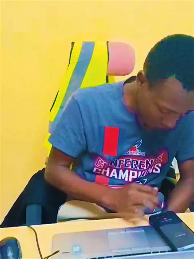 Guess the car logo challenge😂#drawnkonstrukt #logochallenge #fypp #officechronicles