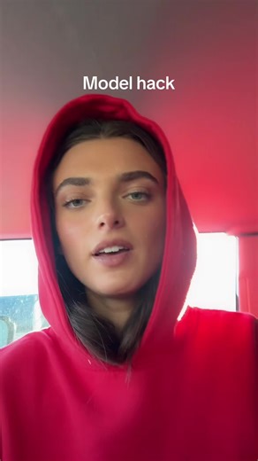 Essential Model Hacks for Stunning Fake Nails