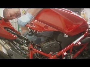 Ducati Superbike Fuel Tank Removal 848 1098 1198