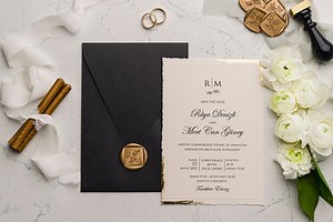 Classic Wedding Invitation With Gold Edge Card Black Envelope and Wax Seal - Etsy