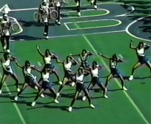 Morris Brown College Cheerleaders in 2000💜✨ Repost from @8count__archives #hbcu #hbculove #hbcupride #hbcucheer #cheerphi #cheerleading #cheerleader #cheers #tiktok #reels #stompandshake #blackgirlmagic #blackcheer #blacklivesmatter #blackculture #viral #explore #prettygirls | Cheerphi Incorporated