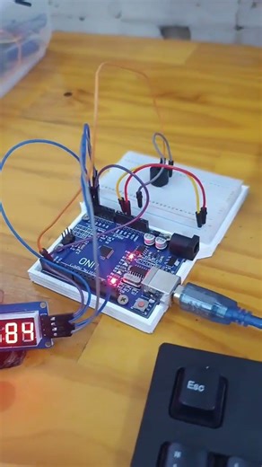 Programando Arduino #coding #programação #arduino #full #fyp #projeto #software