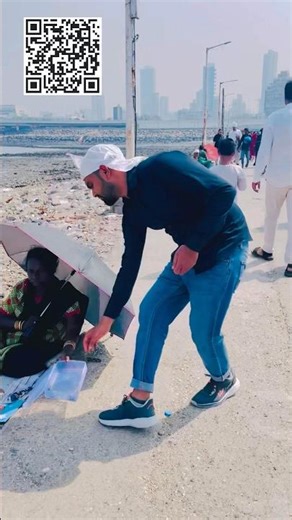 Insaniyat Sabse Badi Ibadat: donate karna chahte hain, toh video mein diye QR Code/Scanner Kare