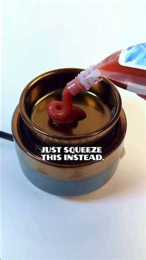 Tired of breaking wax melts every time you want to switch scents? Traditional wax melts can be