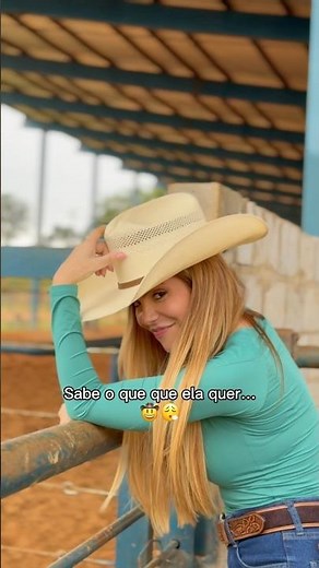 Peão todo tatuado 😮‍💨🤠 Manda pra amiga que também tá querendo um peão desse 😅