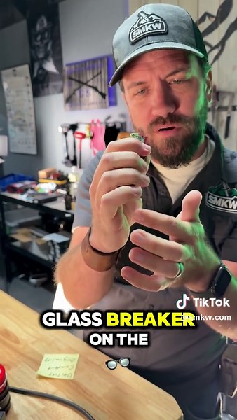 Microtech Hera II Mini D/E Apocalyptic Standard Jurassic Signature Series https://smkwsocial.com/4kSlEmm