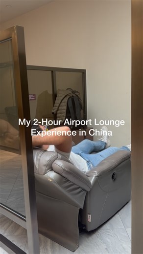 Lounge Guru on Instagram: "Flying Business Class on China Airlines? You’ll get access to the Priority Lounge (China Southern Sky Pearl VIP Lounge) in Terminal 2, and it’s a surprisingly spacious, well-equipped haven before takeoff. No direct runway views (just a view over the terminal), but the lounge makes up for it with serious comfort. You’ve got: • Buffet with hot Chinese & Western dishes • Live noodle bar (yes, hand-pulled noodles on demand) • Essential oils room for quiet aromatherapy vibe