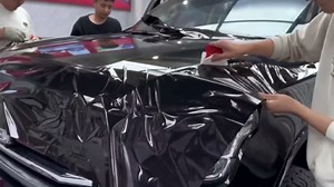 Chrome Black Charm Red Vinyl Wrap, Gloss Car Wrap Vinyl Roll Adhesive Decal Film Sheet Air Release Auto DIY Decor, Self-Adhesive Car Wrapping