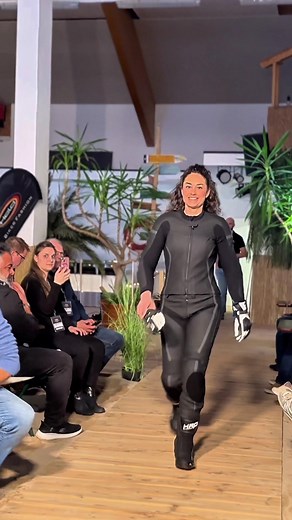 4.3K views · 44 reactions | KICKSTART in die neue Saison  Danke, dass ihr dabei wart! #heldbikerfashion #beheroic #kickstart #kollektion2026 | Held Biker Fashion | Facebook