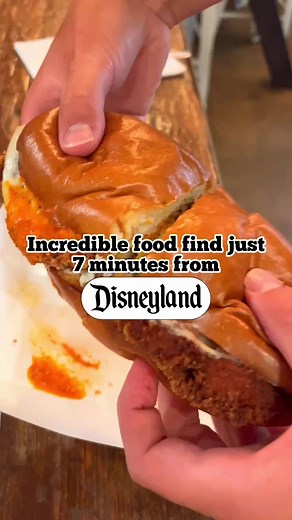 👀✨This is worth a quick drive from Disneyland to check out these great eats nearby!Just a seven minute drive from Disneyland is the Anaheim Packing District which features over 30 artisan restaurants.The Kroft is a top restaurant here with high-quality, and frankly addictive, comfort food. I just tried the PB&J smash burger, and I know it sounds strange, but it was delicious. The Chicken Parm sandwich was another hit and we loved the brussel sprouts as an attempt to eat something green.Follow @