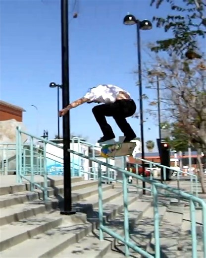 📈 Toby Ryan with beauty of a switch bs flip