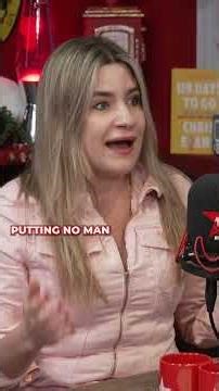 Harriet Kemsley shares it all on her podcast Single Ladies in Your Area 🎙️