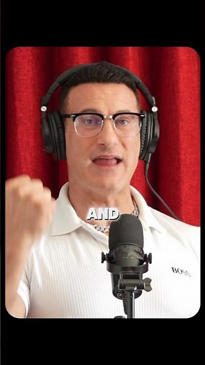 This Duo Is the Ultimate Muscle Building Stack