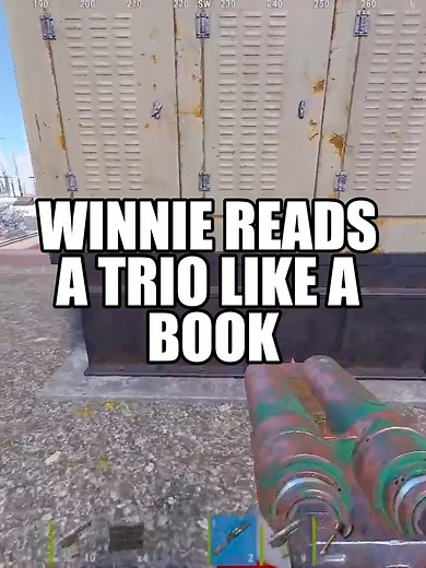 WINNIE READS A TRIO LIKE A BOOK#winnie #rustgame #rust #rusttok #rustconsole #gaming #gamingclips #fyp #rustraid #primreaper