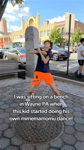 Funny Kid DANCES Vocal Exercise at Farmers Market!!!🤣🤣🎶
