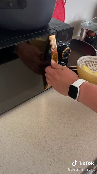 Traditional Bulgarian Breakfast: Banitsa Recipe