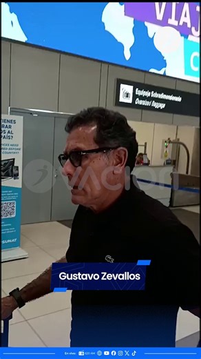 "VAMOS A VER CON QUE EQUIPOS JUGAMOS LA COPA Y CON CUALES EL TORNEO". 🏆Gustavo Zevallos habló sobre lo complicado del calendario para Sporting Cristal.📹 @rodrigo.robr.09