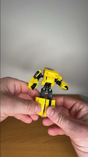 Transformers legacy United bumblebee animated universe transformation #trasformers #bumblebee