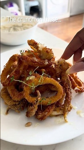 The crunch on these calamari rings #homemade #calamari #easyrecipe #seafoodrecipes