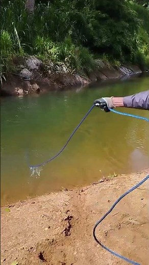 What I finally found😮🧲#magnetfishingfinds #underwaterfinds