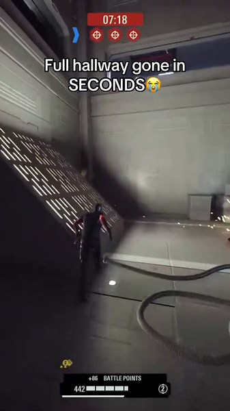 Battlefront 2 maul is goated. #battlefront #battlefront2 #starwarsbattlefront2 #fyp #funny #funny #theclonewars #bf2 #battlefront3 #bf3