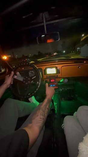 SECO on Instagram: "Procedimento sabe como que é 🥷🏼🚀🌚 Acerto pra rua ficou padrão, pouquinho ar em!!! . . . . . . . . . . . @thatamarquees 📸 @blackturbo_png #fueltech #fuelinjection #fusca #fuscaturbo #fuscalovers #fuscagram #fuscabrasil #fuscaclub #fuscas #fuscao #fuscalaranja #fuscabaixo #preparados #turbo #turboterapia #turbolife #turbocwb #turbao #boxermotor #boxer #vwaircooled #vwfusca #vwaar #vwrace #vdablioracing #vdablio #volkswagen #volks #volkslovers"