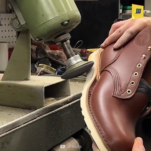 We will see an interesting process of comfortable brown shoes making process | Mechanical Mind