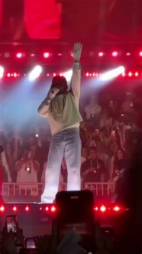 EoO Live Milano Bad Bunny DeBÍ TiRAR MáS FOToS World Tour 2026 #EoO #BadBunnyMilano