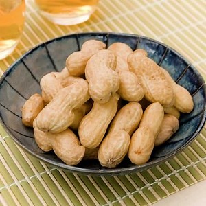 コツを押さえて簡単美味しい！失敗しない生落花生の茹で方 | デリッシュキッチン