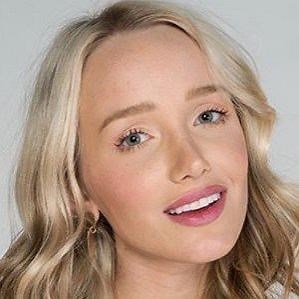 Gwen Gwiz – Age, Bio, Personal Life, Family & Stats | CelebsAges