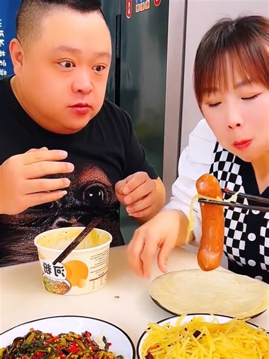 Hilarious Husband and Wife Eating Challenge