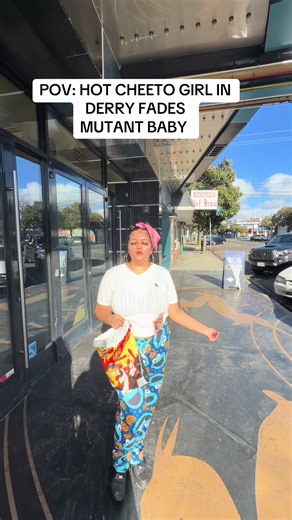 Tell me why IM IN DERRY #hotcheetogirl #viral #skits #comedian #derry | derry