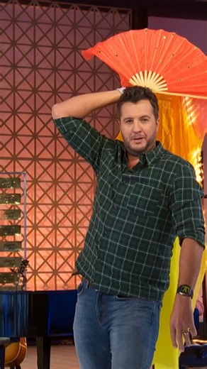 Never gets old! 🦃 Happy Thanksgiving from American Idol! 🧡 New season March 9! | American Idol