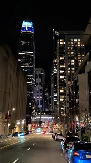 Salesforce Tower Night Walk 🏙️🤯 #SanFrancisco #travel #bayarea