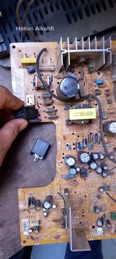 Desmagnetización de un monitor CRT de 25 años #degausing #crttv