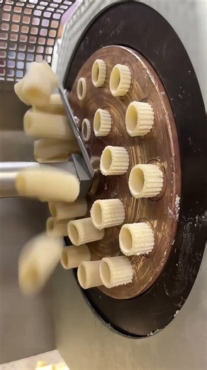 How Mezzi Rigatoni Is Made.