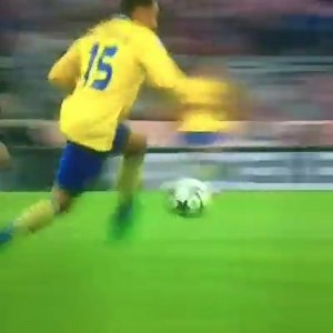 66 reactions · 4 comments | Alex Oxlade-Chamberlain's touch though. | Football Memes | Facebook