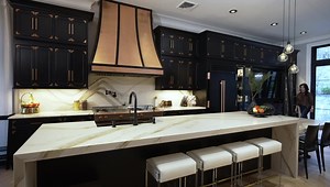 4.2K views · 94 reactions | Giving you interior envy as award-winning interior designer Vanessa DeLeon takes us through her New Jersey home where she shows off her gorgeous #MyCambria Brittanicca Gold Matte kitchen and the unique details to create this stunning maximalist look. | Cambria | Facebook